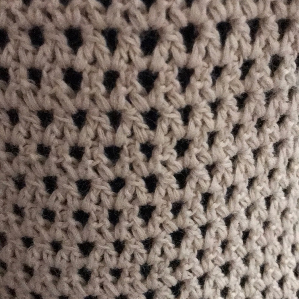 Michael Kors Raffia Top - Picture 2 of 3